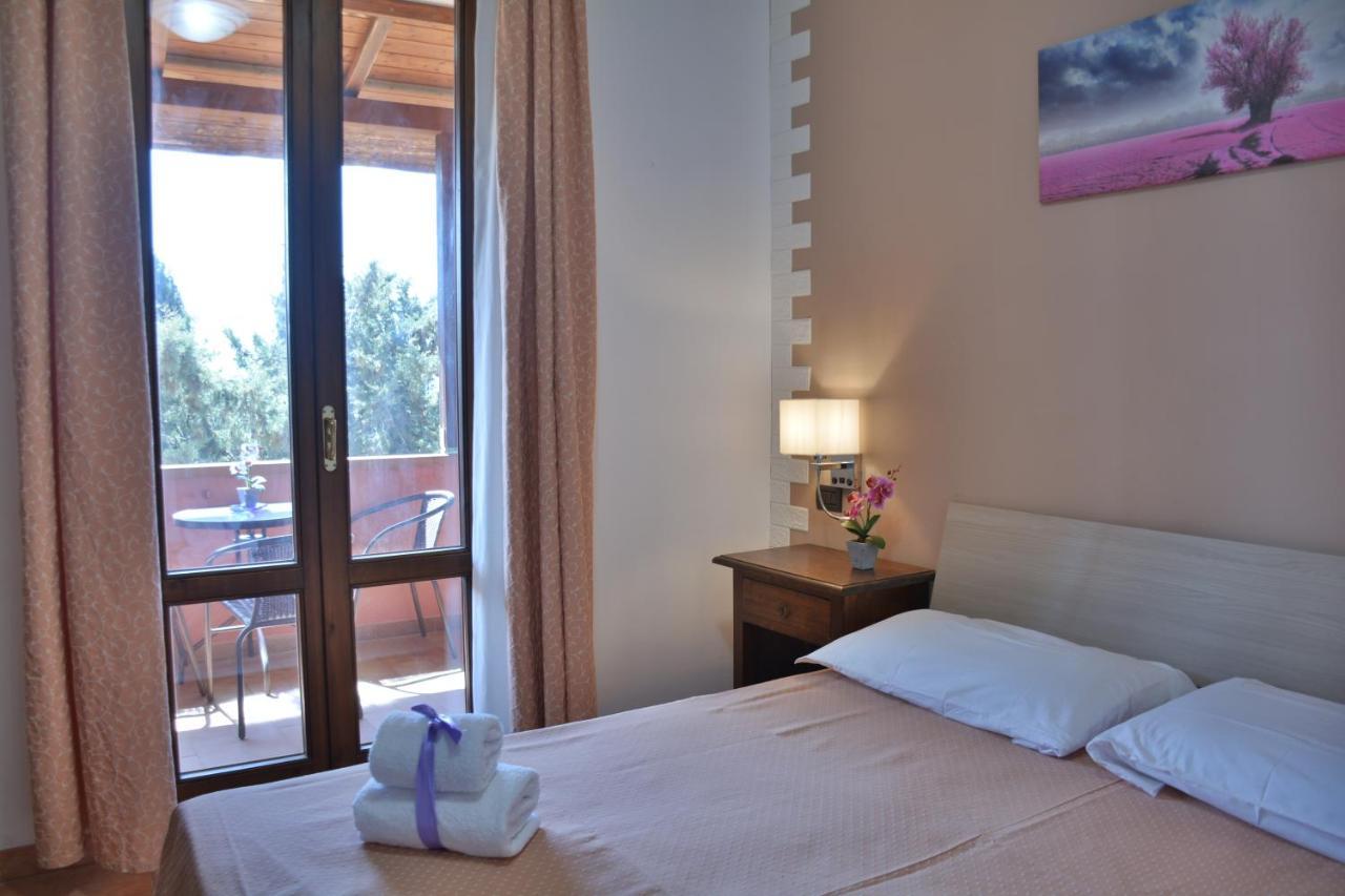 Hotel Villa Paradiso 利帕贝拉 外观 照片